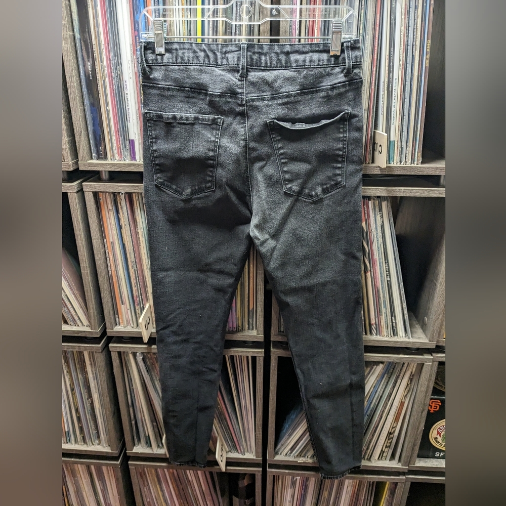 Forever 21 skinny black pants - Picture 2 of 3